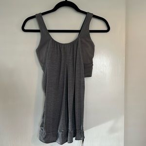 Lululemon workout top